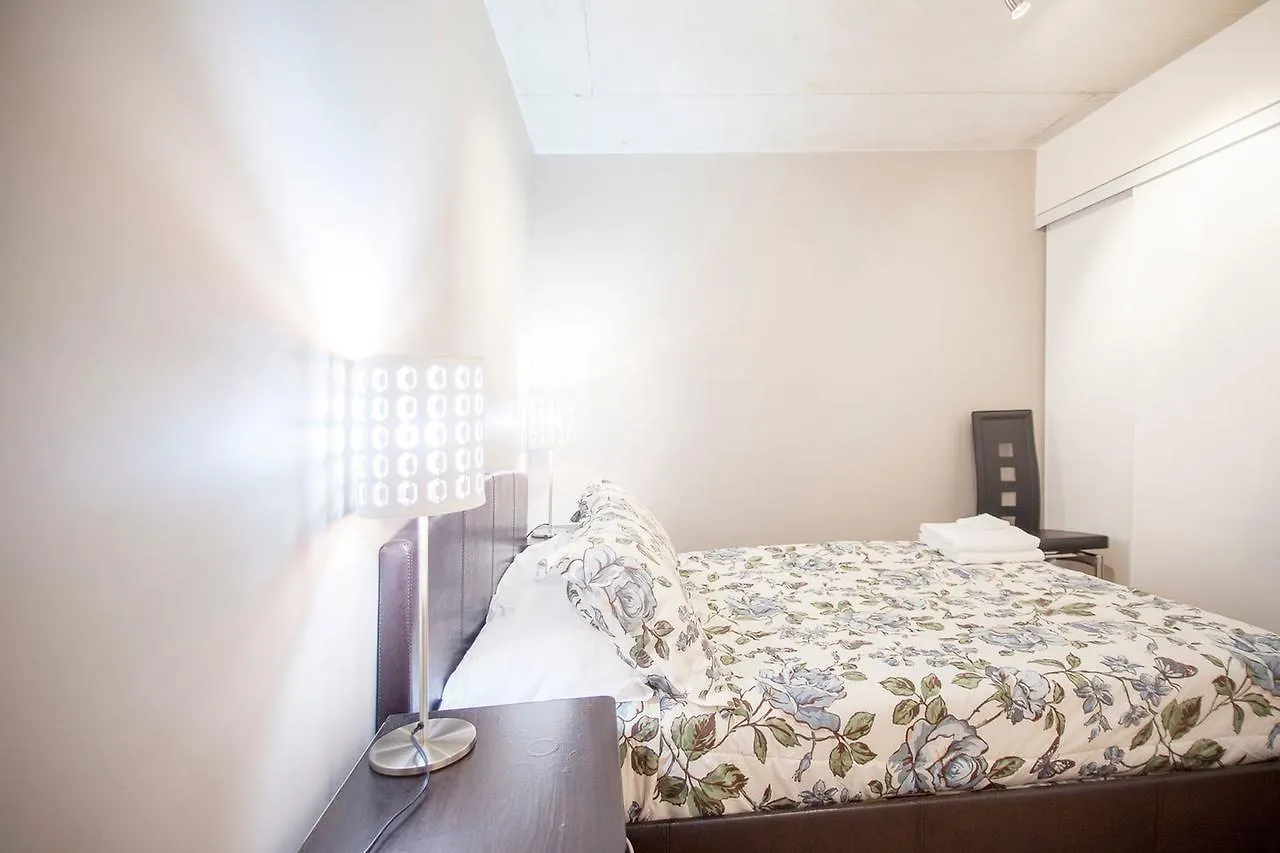Lavish Suites - Two Bedroom Loft Apartment Toronto